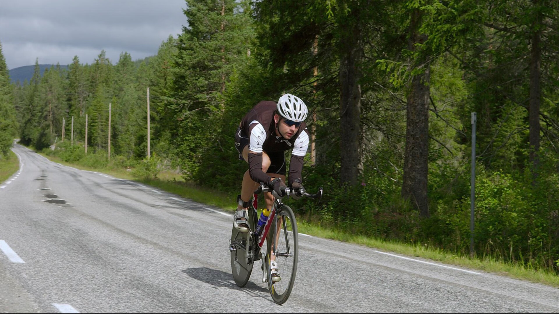 多特蒙德绝境险胜瑞典劲旅，孙兴慜亚洲之光再破纪录